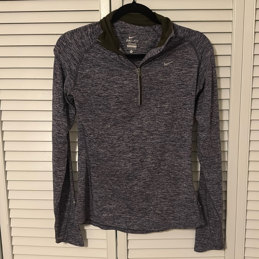Nike dri fit quarter zip workout top